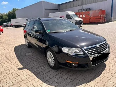 Gebraucht VW Passat 122 PS (89 kW) 2009 Schwarz Kombi