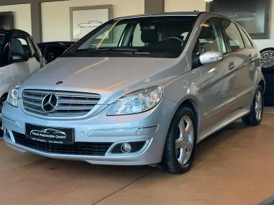 Gebraucht Mercedes B200 136 PS (100 kW) 2006 Silber Van / Kleinbus