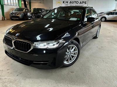 Second-hand BMW 530e Sport Line 184 CP (135 kW) 2020 Negru Berlinǎ