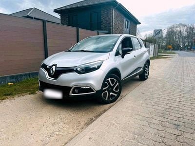 Usata Renault Captur 118 CV (86 kW) 2015 Grigio SUV