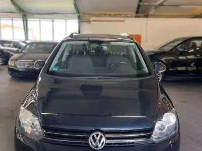 Gebraucht VW Golf Plus Cross Team 105 PS (77 kW) 2011 Blau Limousine