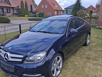 Gebraucht Mercedes 220 170 PS (125 kW) 2012 Blau Kleinwagen