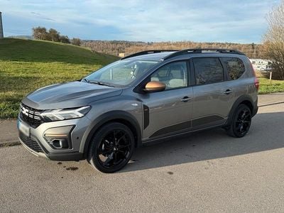 Gebraucht Dacia Jogger Extreme 110 PS (80 kW) 2024 Grau Van / Kleinbus