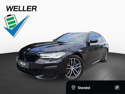 Gebraucht BMW 530e M Sport 292 PS (214 kW) 2022 Black sapphire (schwarz) Kombi