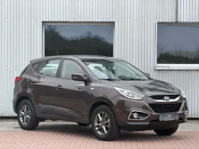 Gebraucht Hyundai ix35 Edition 135 PS (99 kW) 2015 Cool brown / mic SUV