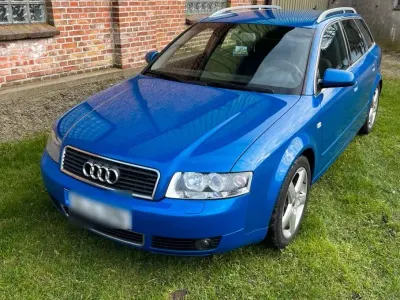Gebraucht Audi A4 130 PS (95 kW) 2003 Blau Kombi