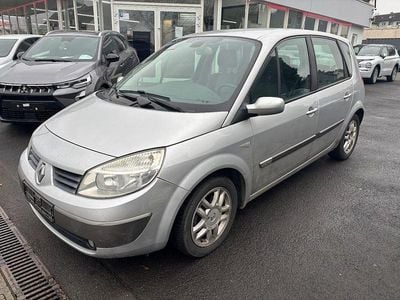 Silber Gebraucht 2005 Renault Scénic II Exception Van / Kleinbus | 1.890 € (Fairer Preis)
