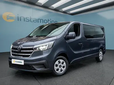 Gebraucht Renault Trafic 150 PS (110 kW) 2025 Grau Van / Kleinbus