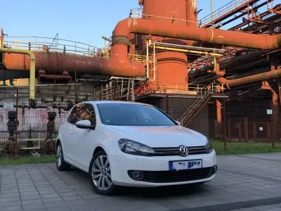 Usata VW Golf VI 86 CV (63 kW) 2011 Bianco Utilitaria