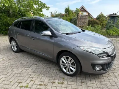 Gebraucht Renault Mégane Expression 116 PS (85 kW) 2013 Grau Limousine