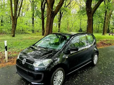 Gebraucht VW up! high up! 60 PS (44 kW) 2014 Kleinwagen