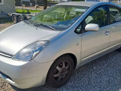 Brugt Toyota Prius Sol 77 HK (56 kW) 2005 Grå Hatchback