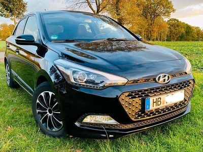 Gebraucht Hyundai i20 84 PS (61 kW) 2017 Schwarz Limousine