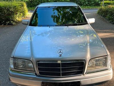Mercedes C180
