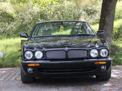 Gebraucht Jaguar XJR 363 PS (266 kW) 2000 Schwarz Limousine