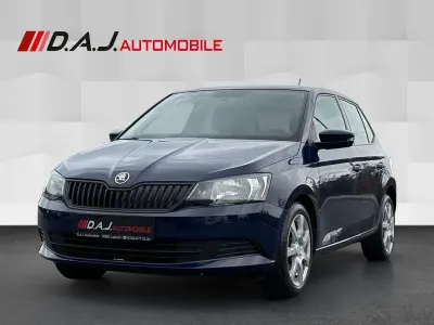 Gebraucht Skoda Fabia Active 60 PS (44 kW) 2016 Blau Limousine