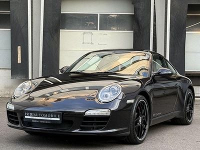 Porsche 911 Carrera
