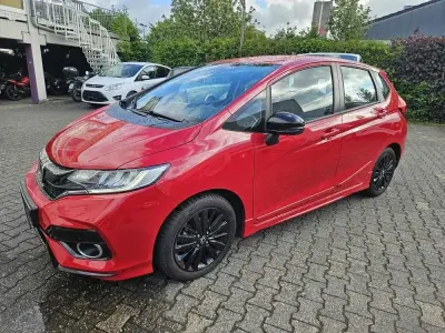 Gebraucht Honda Jazz Dynamic 131 PS (96 kW) 2019 Milano red Kleinwagen