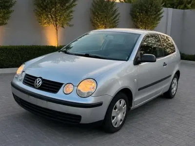 Gebraucht VW Polo 64 PS (47 kW) 2003 Silber Kleinwagen