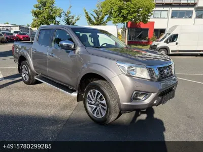 Gebraucht Nissan Navara N-Connecta 190 PS (139 kW) 2017 Grau Pickup