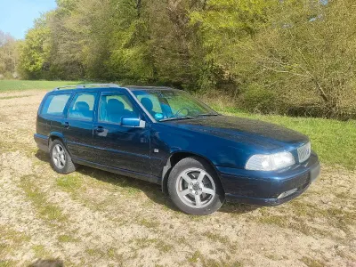Occasion Volvo V70 140 ch (102 kW) 2000 Bleue Break