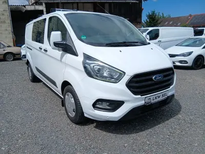 Gebraucht Ford 300 131 PS (96 kW) 2020 Weiß Van / Kleinbus