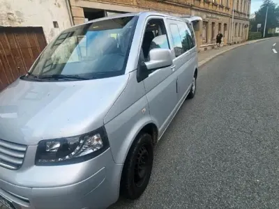Gebraucht VW Caravelle 130 PS (95 kW) 2008 Silber Van