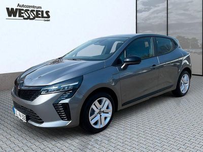 Gebraucht Renault Clio V Evolution 91 PS (66 kW) 2025 Grau Limousine