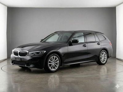 Schwarz Gebraucht 2020 BMW 320 Sport Line Kombi | 24.990 € (Fairer Preis)