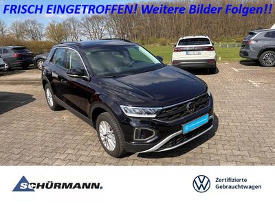 Second-hand VW T-Roc Life 116 CP (85 kW) 2023 Negru SUV