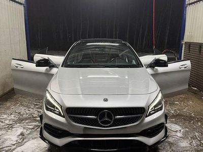 Gebraucht Mercedes CLA200 136 PS (100 kW) 2018 Schwarz Coupé