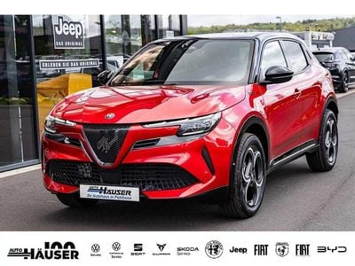 Nuova Alfa Romeo GT Junior Edizione Speciale 145 CV (106 kW) 2026 Rosso SUV