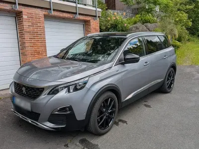 Gebraucht Peugeot 5008 GT 177 PS (130 kW) 2019 Silber SUV