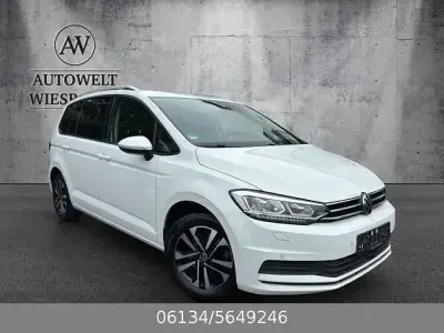 Gebraucht VW Touran United 150 PS (110 kW) 2020 Weiß Van / Kleinbus