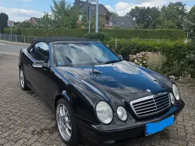 Gebraucht Mercedes CLK320 Avantgarde 218 PS (160 kW) 2000 Schwarz Cabrio