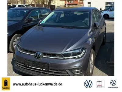 Gebraucht VW Polo Style 110 PS (80 kW) 2024 Grau Kleinwagen