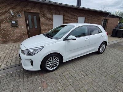 Second-hand Kia Rio DREAM-TEAM Edition 84 CP (61 kW) 2019 Alb Berlinǎ