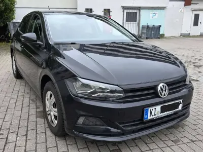 Gebraucht VW Polo Trendline 80 PS (58 kW) 2019 Schwarz Kleinwagen