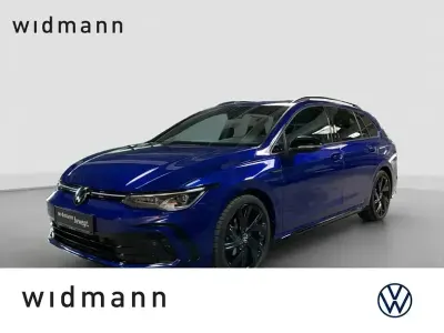 Gebraucht VW Golf VIII R-line 150 PS (110 kW) 2024 Lapiz blue metallic Kombi