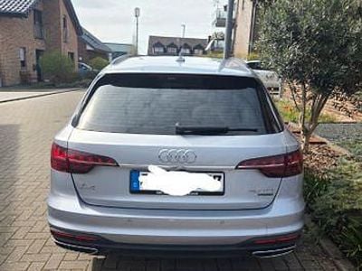 Gebraucht Audi A4 Advanced 190 PS (139 kW) 2020 Schwarz Kombi