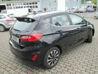 Gebraucht Ford Fiesta Titanium 125 PS (91 kW) 2022 Schwarz Kleinwagen