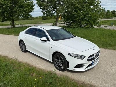 Gebraucht Mercedes A250 AMG line 218 PS (160 kW) 2020 Weiß Limousine