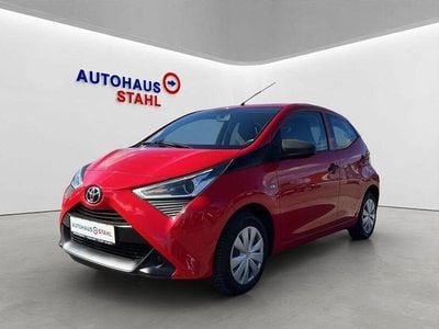 Gebraucht Toyota Aygo 72 PS (52 kW) 2018 Rot Kleinwagen