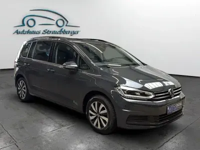 Gebraucht VW Touran Comfortline 150 PS (110 kW) 2024 Graukeine angabe Van / Kleinbus
