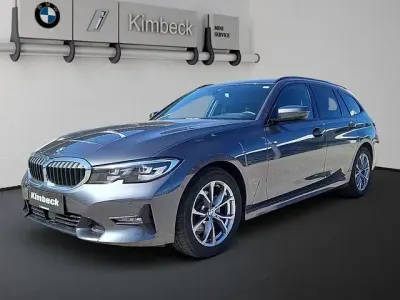 Gebraucht BMW 320 Sport Line 190 PS (139 kW) 2022 Grau Kombi