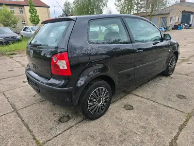 Używany VW Polo 2003 Czarny Coupe