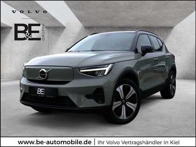 Grün Gebraucht 2023 Volvo XC40 Plus SUV | 29.450 € (Fairer Preis)