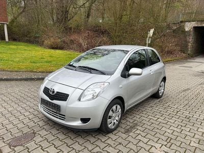 Gebraucht Toyota Yaris Sol 87 PS (63 kW) 2006 Silber Kleinwagen