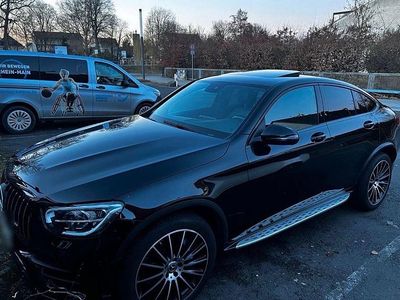 Gebraucht Mercedes GLC300 245 PS (180 kW) 2019 Schwarz Coupé