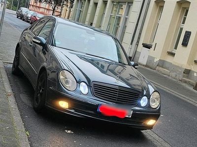 Mercedes E270
